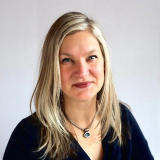 Daria Futey Holian