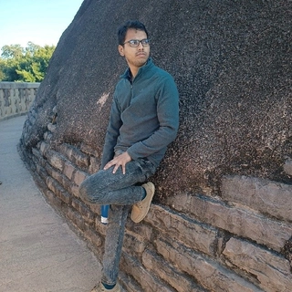 Deepesh Giri