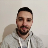 Dejan L.