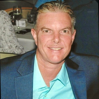 Dennis Donnels