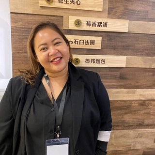 Dina Ginong Hermawati