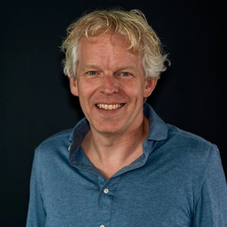 Dirk van Den Esschert