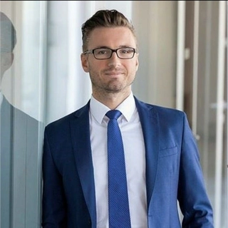 Dr. Alexander Scholz