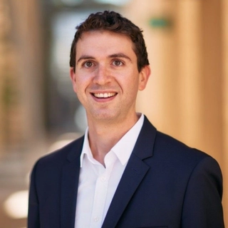 Dr. Aviv Yehezkel