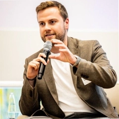 Dr. Benedikt M. Quarch