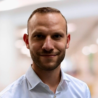 Dr. Christoph Geiger