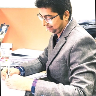 Dr. Deepak Saluja