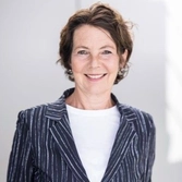 Dr. Dorothee Becker