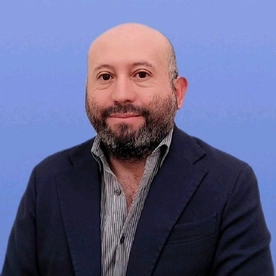 Dr. Efraín Zarazúa Arvizu