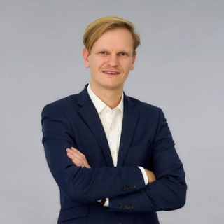 Dr. Jan-Hendrik Weinert