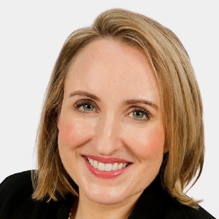 Dr. Martina Ní Chúlain