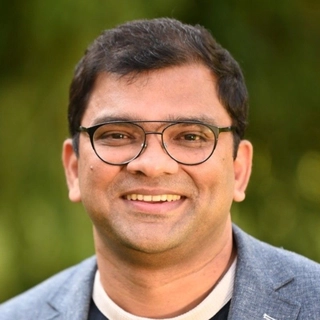 Dr. Nayan Kalnad