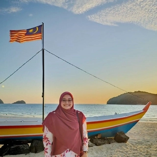 Dr. Nur Najahatul Huda Saris