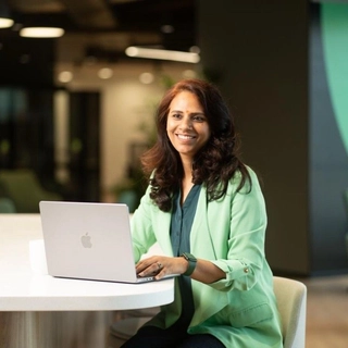 Dr Poonam Jindal