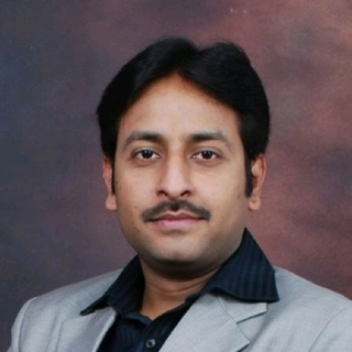 Dr. Praveen Dwivedi