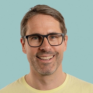 Dr. Stephan K.H. Simon