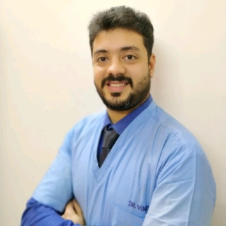 Dr Vinit Pandhi