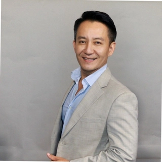 Eddie Pruekpairojkul