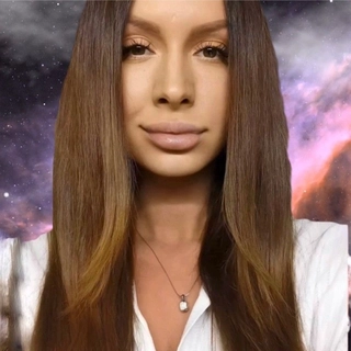Elena Cabrajac 🦄