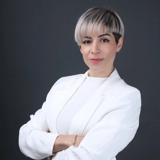 Elodie Marques de Oliveira