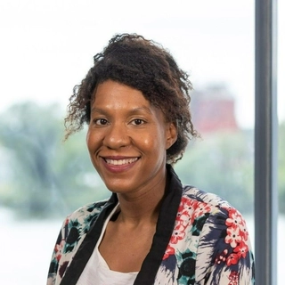 Emmanuelle Travailleur