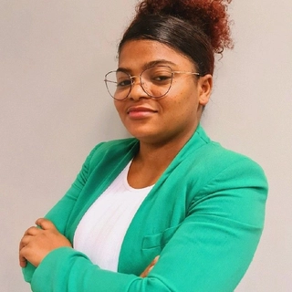 Erinette Vasconcelos