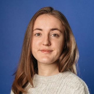 Estelle D.