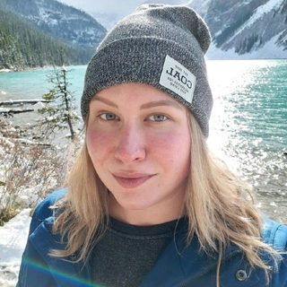 Eva Jarviste-Bloudoff