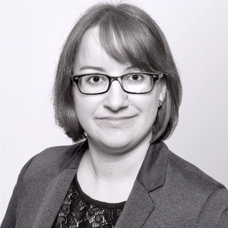 Eva- Maria Bauer