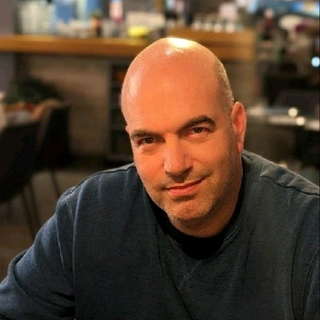 Eyal Stern