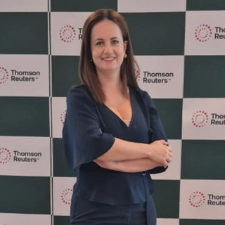 Fabiane Bravim Adura