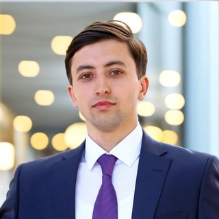 Farahmand Hamroev