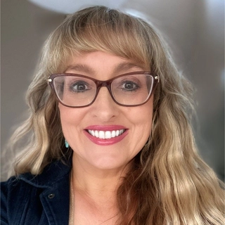 Faye Cross