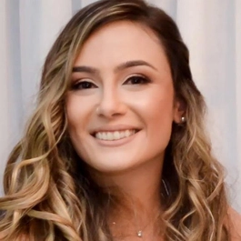 Fernanda Defourny Corrêa