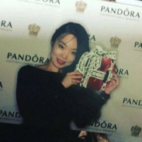 Fifi Zhou