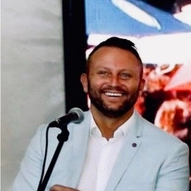 Fraser Leslie