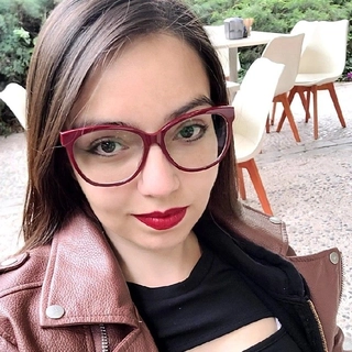 Génesis Véliz Aravena