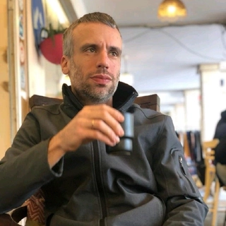 Gil Zur