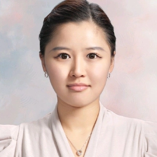 Halyn Hwang