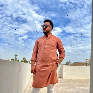 Hamza Angalia