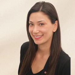 Hazal Arı