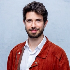 Hen Zoltak
