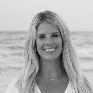 Hollie Bearden Henshaw