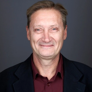 Ian Mott
