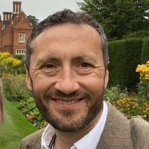 Ivan Hollins