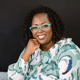 J'neane Victor McDade