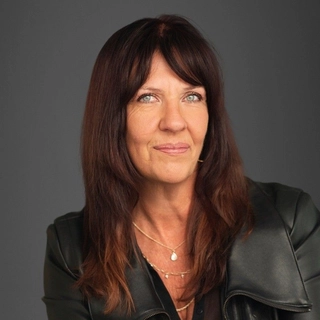 Jeannie Reid (Barbu), CHRL