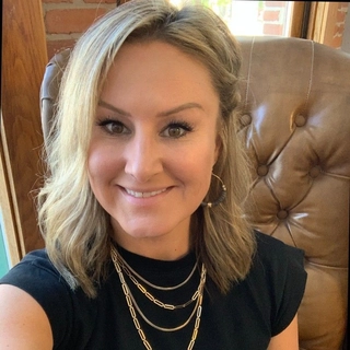 Jenna Foster