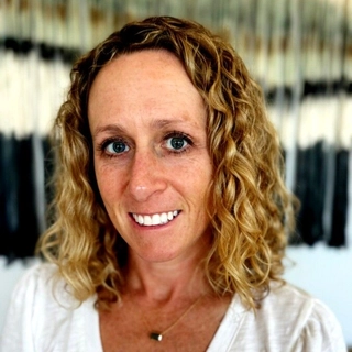 Jennifer Bennett