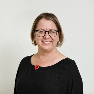 Jennifer Wood (Rodriguez)